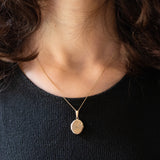 Ciondolo portafoto ovale vintage con lamina in oro giallo 9K su metallo, anni ‘70