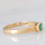 Solitario in oro giallo 9K con smeraldo (0.33ct)