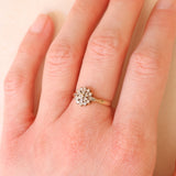 Anello a fiore vintage in oro giallo 9K con diamanti (0.20ctw ca.)