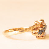 Anello bypass vintage in oro giallo 9K con zaffiri (0.32ctw ca.) e diamanti (0.04ctw ca.), anno 1981