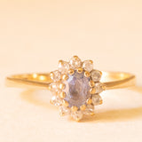 Anello a margherita vintage in oro giallo 9K con zaffiro (0.40ct ca.) e diamanti (0.06ctw ca.), anno 1993