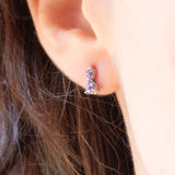 Orecchini punto luce in oro bianco 9K con tanzaniti (0.22ctw ca.) e diamanti, anni ‘80