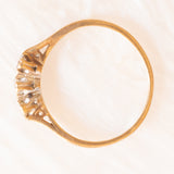 Trilogy vintage in oro giallo 9K con diamanti di taglio brillante (0.18ctw ca.)
