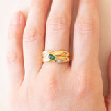 Anello vintage in oro giallo e bianco 18K con smeraldo (0.35ct ca.) e diamanti (0.04ctw ca.), anni ‘70