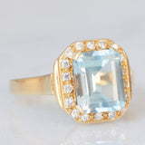 Anello vintage in oro giallo 14K con topazio azzurro (2.80ct ca.) e diamanti di taglio brillante (0.16ctw ca.), anni ‘80/‘90
