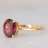 Solitario moderno in oro giallo 10K con granato (1.90ct ca.), anno 2017