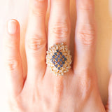 Anello vintage in oro giallo e bianco 8K con zaffiri (0.60ctw ca.) e diamanti, anni ‘80