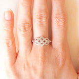 Anello vintage in oro giallo e bianco 9K con diamanti