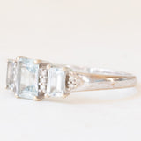 Anello vintage in oro bianco 9K con acquamarine (1.10ctw ca.) e diamanti (0.06ctw ca.), anni ‘70