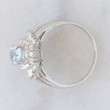 Anello ballerina vintage in platino con acquamarina (0.65ct) e diamanti (0.35ctw), anni ‘80/‘90