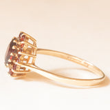 Anello a margherita vintage in oro giallo 9K con granati (1ctw ca.), anni ‘70