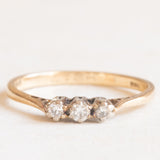 Trilogy vintage in oro giallo e bianco 9K con diamanti di taglio brillante (0.06ctw ca.)