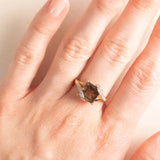 Anello da cocktail vintage in oro giallo 9K con quarzo fumé (2ct ca.) e diamanti (0.05ctw ca.), anni ‘70