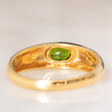 Anello a fascia in oro giallo 8K con cromodiopside (0.50ct ca.), anni ‘70/‘80