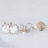 Orecchini punto luce in oro bianco 18K con diamanti di taglio brillante (0.28ctw ca.)