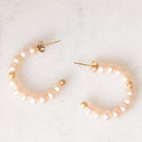 Orecchini a cerchio vintage in oro giallo 9K con perle rosa