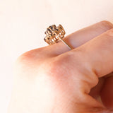 Anello a fiore vintage in oro giallo 9K con zaffiri (0.60ctw ca.) e diamanti (0.07ctw ca.)