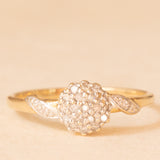 Anello a fiore vintage in oro giallo e bianco 9K con diamanti (0.10ctw ca.), anni ‘70