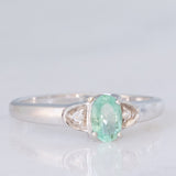 Trilogy moderno in oro bianco 9K con smeraldo (0.40ct ca.) e diamanti (0.03ctw ca.), anno 2007