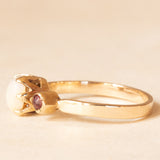 Trilogy vintage in oro giallo 9K con opale (0.40ct ca.) e granati (0.06ctw ca.), anni ‘70