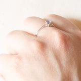 Solitario vintage in oro bianco 9K con tanzanite (0.15ct ca.), anni ‘90