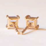 Orecchini moderni in oro giallo 9K con tanzaniti di taglio princess (0.20ctw ca.)