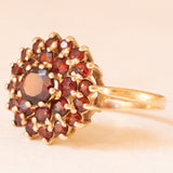 Anello a margherita vintage in oro giallo 9K con granati, anni ‘70