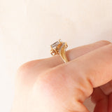 Anello vintage in oro giallo 9K con acquamarina (0.90ct ca.) e diamanti (0.12ctw ca.), anni ‘80