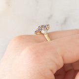 Anello vintage in oro giallo 9K con tanzaniti (1ctw ca.) e diamanti