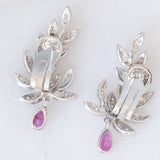 Orecchini vintage in oro bianco 18K con rubini (0.80ctw ca.) e diamanti (1ctw ca.), anni ‘90