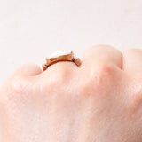 Anello vintage in oro giallo 9K con cammeo su conchiglia, anni ‘40/’50
