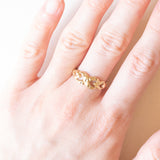 Anello vintage con infinito e cuori in oro giallo 14K