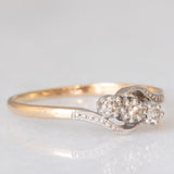 Trilogy antico in oro giallo 9K e platino con diamanti (0.10ctw ca.), anni ‘10/‘20