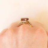 Anello bypass vintage in oro giallo 18K con tormalina rosa (4ct ca.) e diamanti di taglio brillante (0.90ctw ca.), anni ‘80