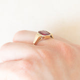 Anello da cocktail vintage in oro giallo 8K con rubino sintetico (2.50ct ca.), anni ‘70