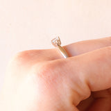 Trilogy vintage in oro bianco 9K con acquamarina (0.30ct ca.) e diamanti di taglio brillante (0.05ctw ca.)