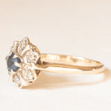 Anello a margherita vintage in oro giallo e bianco 9K con zaffiro (0.25ct ca.) e diamanti (0.06ctw ca.), anni ‘60