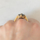 Anello Art Déco in oro giallo 18K con onice e diamante di taglio Rosetta (0.07ct ca.), anni ‘30