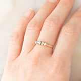 Veretta antica in oro giallo 9K con opali (0.20ctw ca.), anni ‘10/‘20