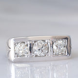 Trilogy Art Déco in oro bianco 18K con diamanti di taglio vecchio (1.60ctw ca.), anni ‘30/‘40