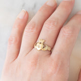 “Amicizia, amore, lealtà” Anello Claddagh vintage in oro giallo 9K con diamante
