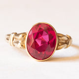 Anello solitario vintage in oro giallo 8K con rubino sintetico (2.50ct ca.), anni ‘40/‘50