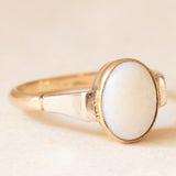 Anello vintage in oro giallo e bianco 9K con opale (1ct ca.), anni ‘70