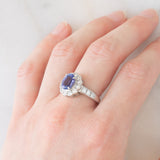 Anello a margherita in platino con tanzanite (1.70ct) e diamanti (1.28ctw), anni '90/anni '2000