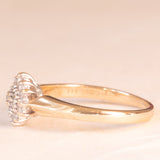 Anello a fiore vintage in oro giallo e bianco 9K con diamanti (0.12ctw ca.), anni ‘80