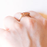 Anello trilogy moderno in oro giallo 9K con topazi arancioni trattati, anno 2006