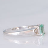 Trilogy moderno in oro bianco 9K con smeraldo (0.40ct ca.) e diamanti (0.03ctw ca.), anno 2007