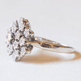 Anello vintage a forma di fiocco di neve in oro bianco 18K con diamanti (0.10ctw ca.), anni ‘70