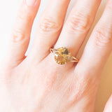 Anello da cocktail vintage in oro giallo 9K con quarzo citrino (4.20ct ca.) e diamanti