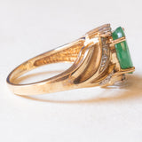 Anello vintage in oro giallo e bianco 10K con smeraldo (1.70ct ca.) e diamanti, anni ‘60/‘70